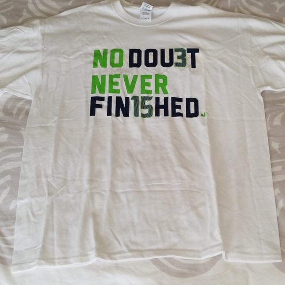Seahawks T-Shirt - Picture 2 of 4